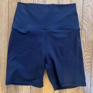 Set Active Biker Shorts